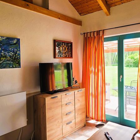 Pension Landhaus Teichgraf ヴォルガスト エクステリア 写真
