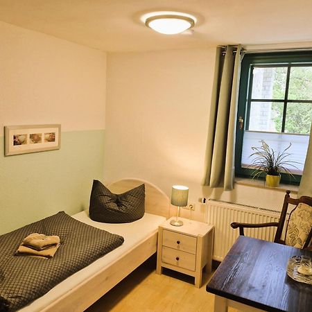 Pension Landhaus Teichgraf ヴォルガスト エクステリア 写真
