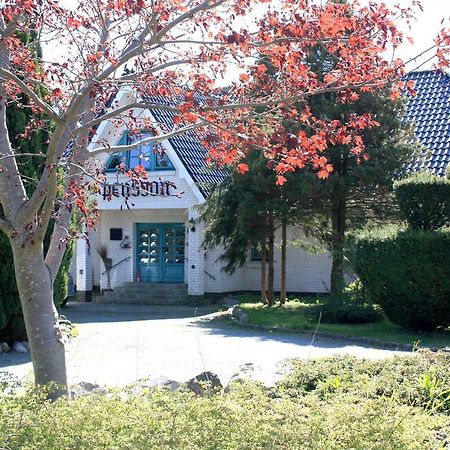 Pension Landhaus Teichgraf ヴォルガスト エクステリア 写真