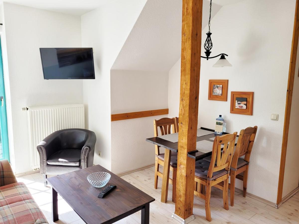 Pension Landhaus Teichgraf ヴォルガスト エクステリア 写真