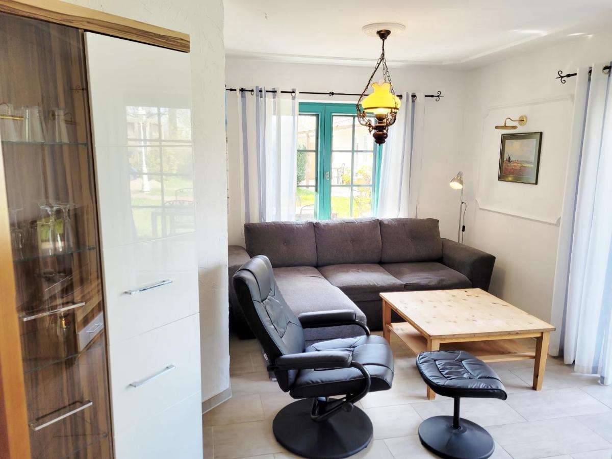 Pension Landhaus Teichgraf ヴォルガスト エクステリア 写真