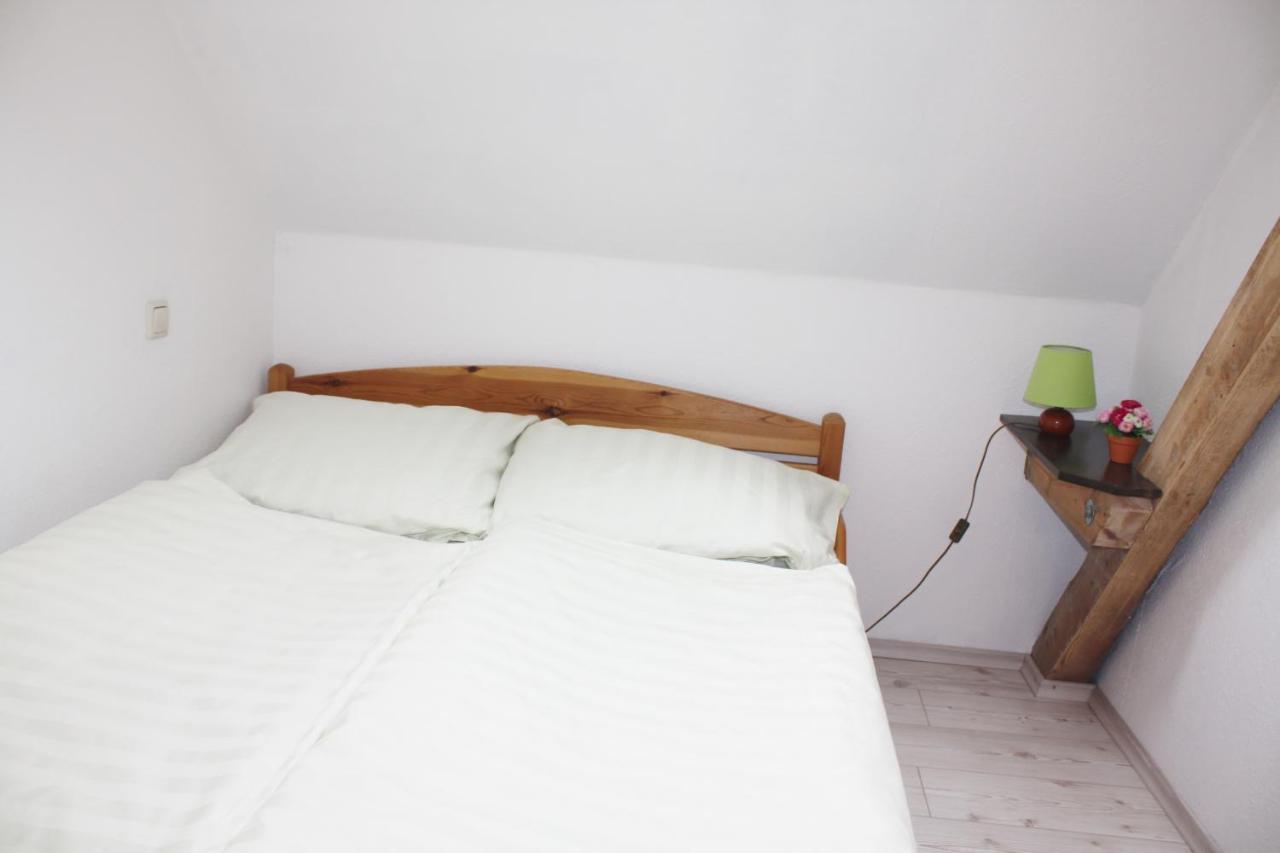 Pension Landhaus Teichgraf ヴォルガスト エクステリア 写真