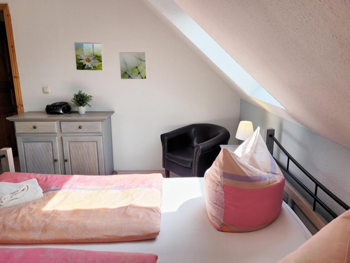Pension Landhaus Teichgraf ヴォルガスト エクステリア 写真