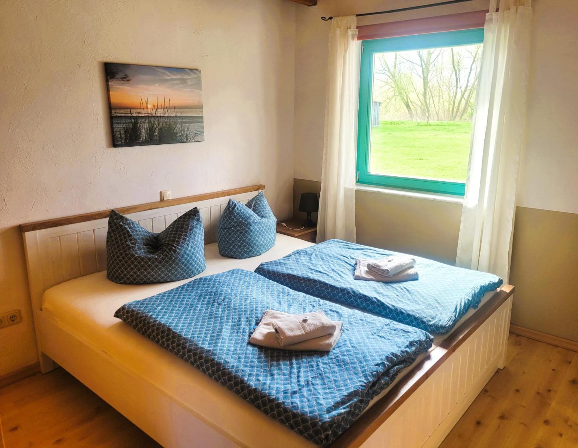 Pension Landhaus Teichgraf ヴォルガスト エクステリア 写真